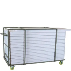 Bordvogn American inkl. 22 borde