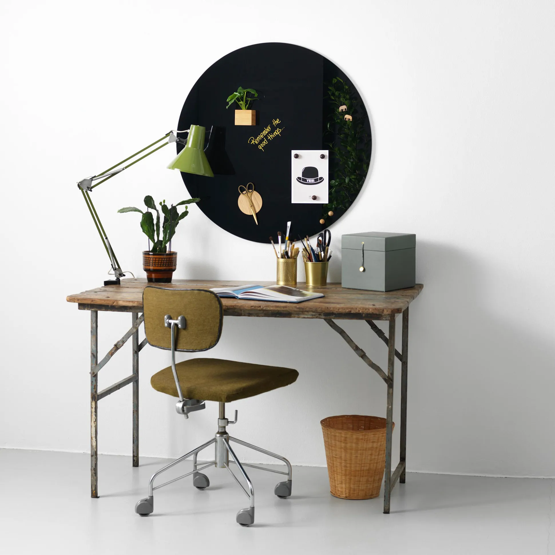 Glastavle Naga Ø80 cm, sort