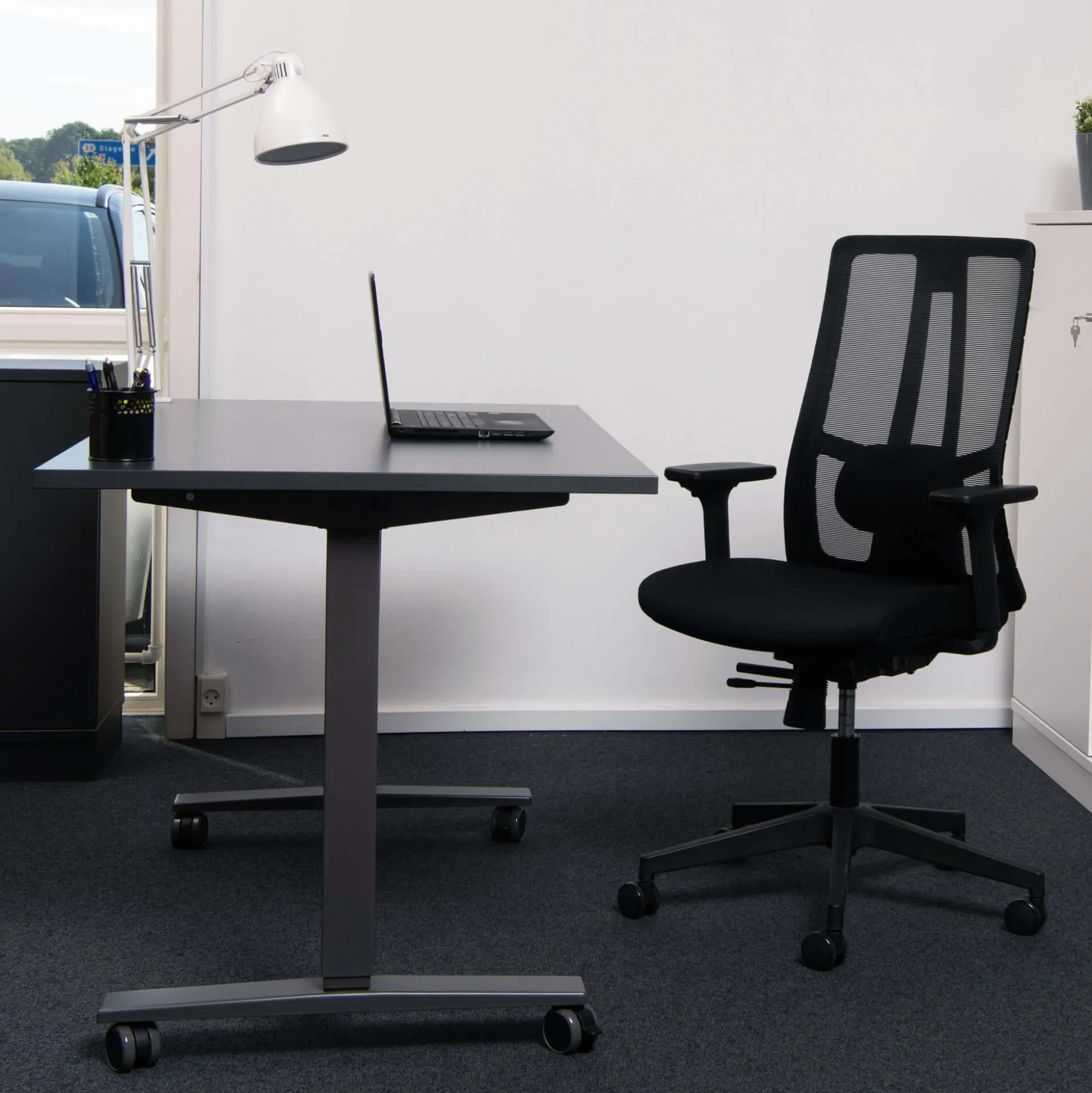 Kontorstol ErgoTek sort