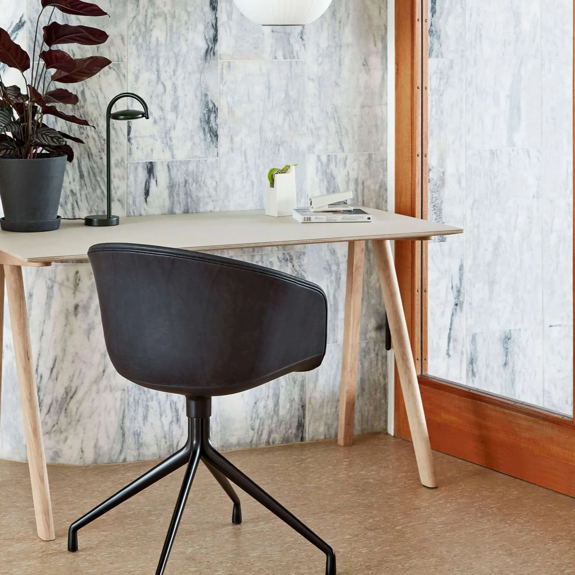 Mødestol HAY AAC 21