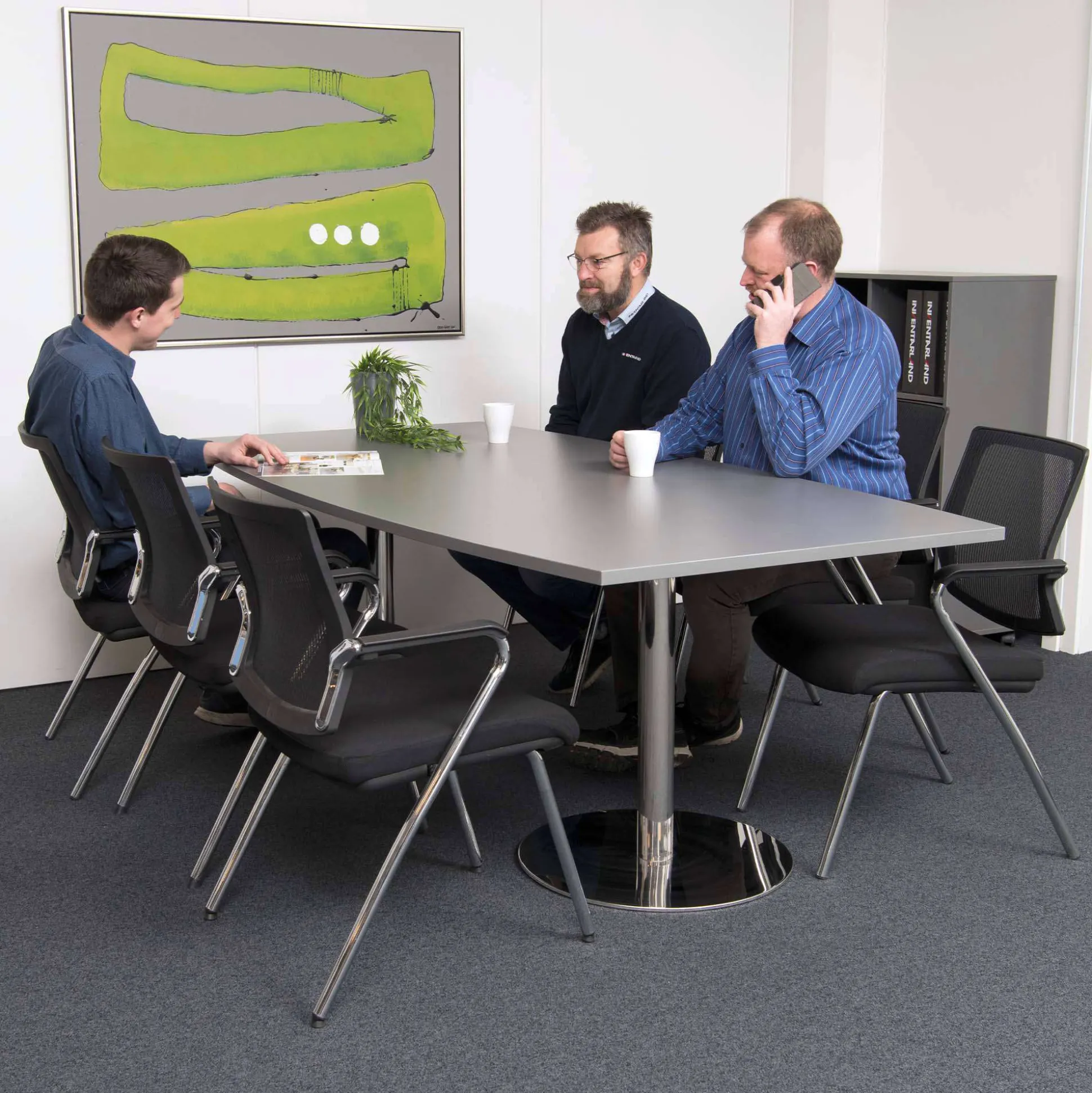 Mødestol Sintec X, sort