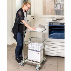 Minivogn med hylde og trådkurv