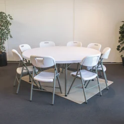 Rundt Klapbord til 8-10 personer.