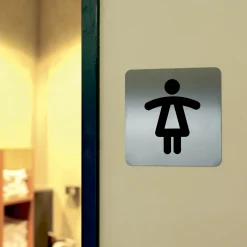 Skilt firkantet dametoilet