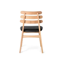 Stol Ness Eg, hvidolieret