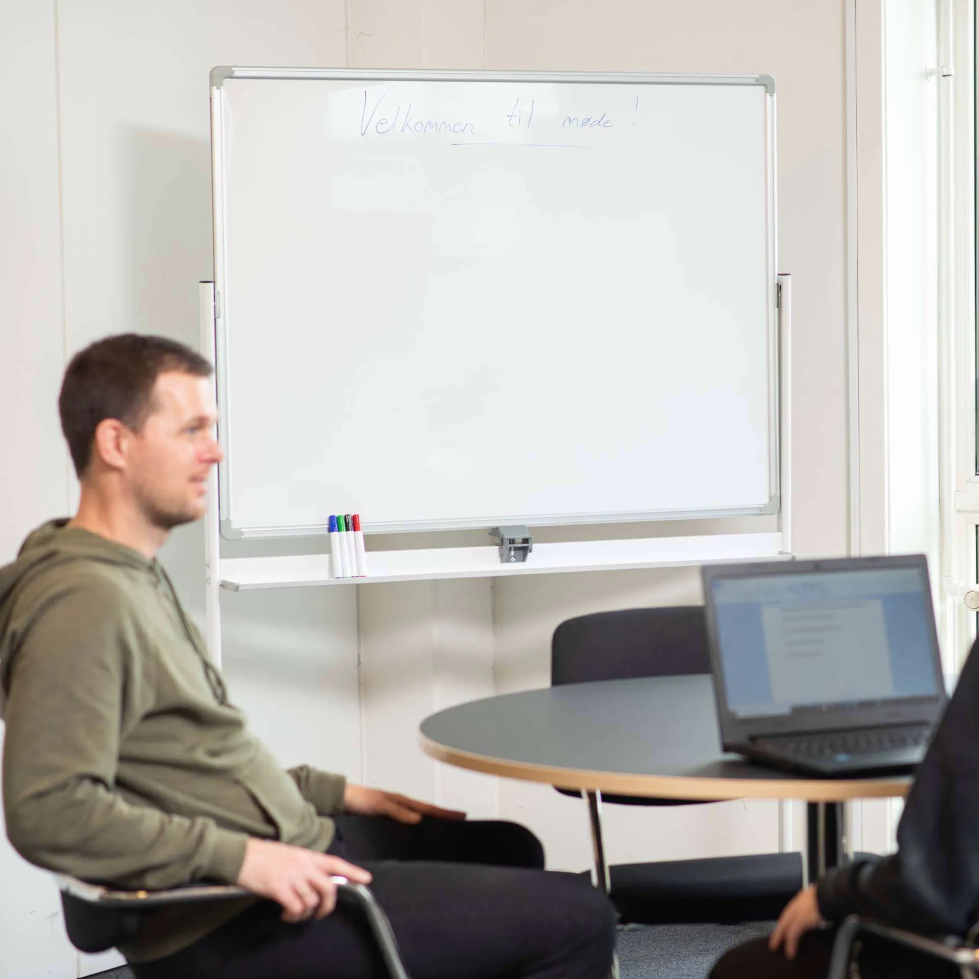 Whiteboard tavle på hjul ECO 120x90 cm